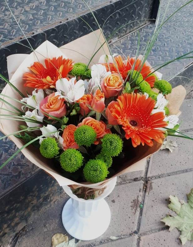 Букет цветов из: Герберы, Хризантемы, Альстромерии и Розы в Лукино