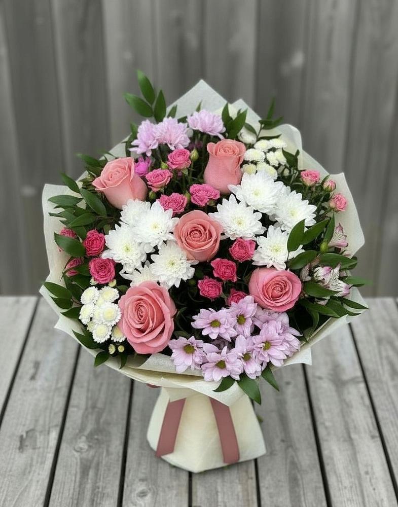 Букет цветов из: Альстромерии, Гвоздики, Розы и Хризантемы в Лукино