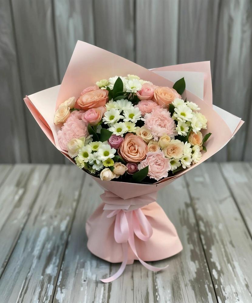 Букет цветов из: Гвоздики, Розы и Хризантемы в Лукино