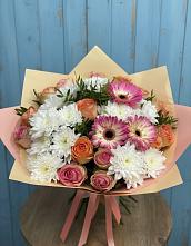 Букет цветов из:  Розы, Герберы и Хризантемы в Лукино