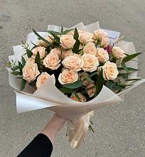 Букет Кремовые розы Латте в Лукино