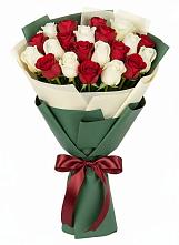 Букет Микс из красных и белых роз #REPLACE_PRED# Лукино