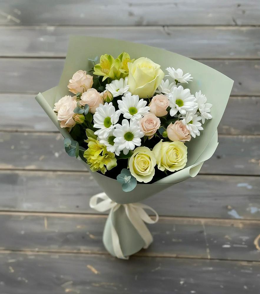 Букет цветов из: Альстромерии, Розы и Хризантемы в Лукино