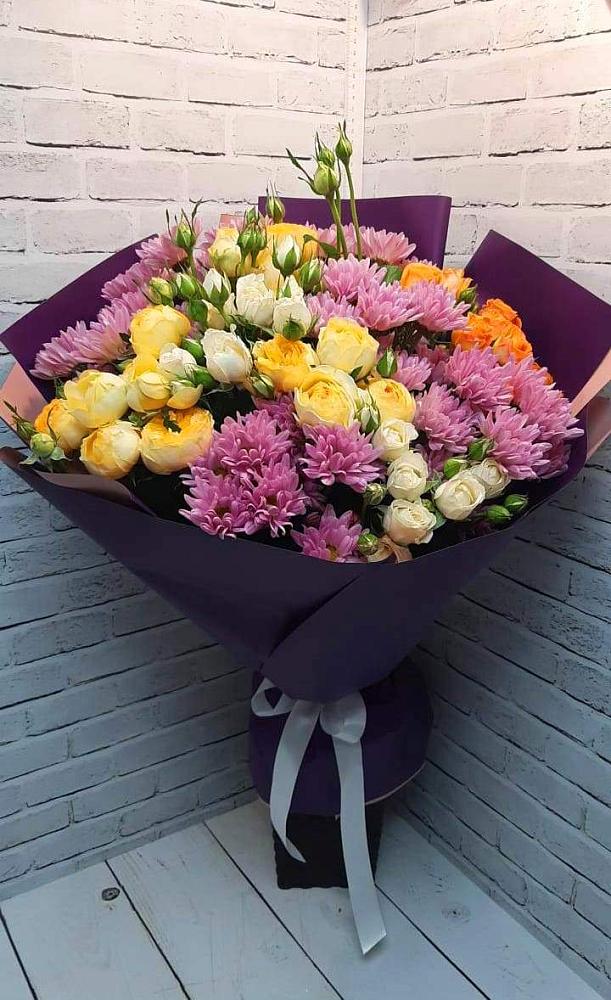 Букет цветов из: Хризантемы и Розы в Лукино