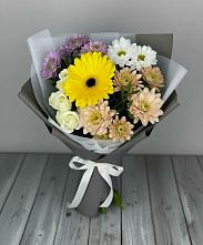 Букет цветов из:  Розы, Герберы и Хризантемы в Лукино