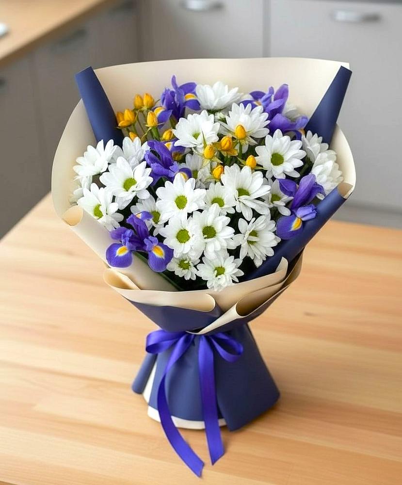 Букет цветов из: Розы, Ирисы и Хризантемы в Лукино