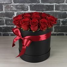Цветочная композиция из Розы в шляпной коробке #REPLACE_PRED# Лукино