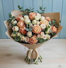 Букет цветов из:  Альстромерии и Розы #REPLACE_PRED# Лукино