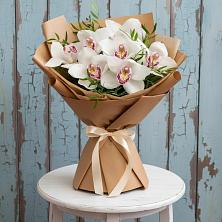 Букет цветов из:  Орхидеи и Розы в Лукино